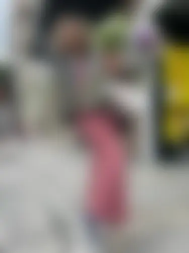 LLovely Profile image 1